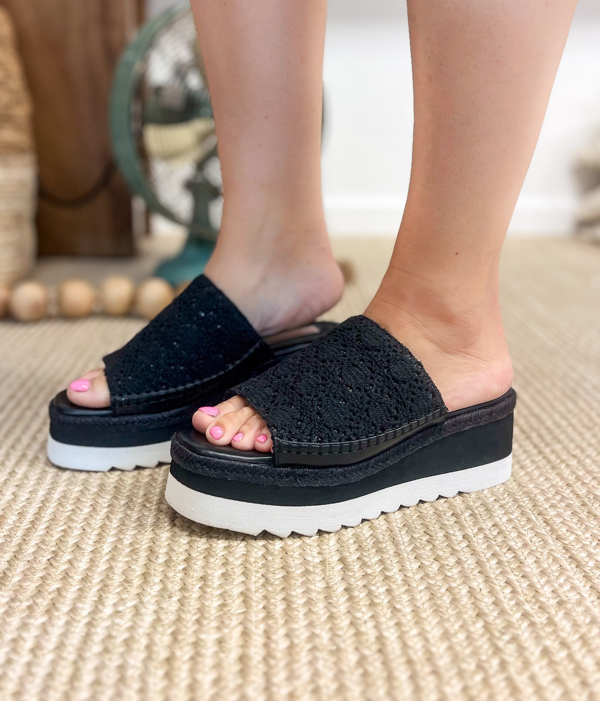 Black wedge sandal 